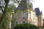 Historic chateau B&B and hotel stays in Languedoc