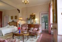 Chateau B&B near Fontainebleau and Paris Orly Airport France