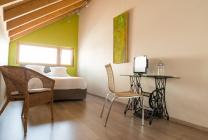 Bed and breakfast near Dijon and the vineyards of Burgundy in France