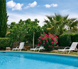 Dog friendly 3 star hotel with swimming pool near Saint Tropez 