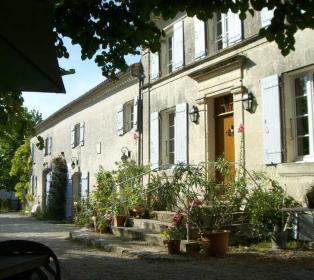 Great value bed and breakfast near Saintes and the West Coast beaches
