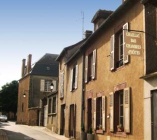 Great value dog friendly B&B in the Southern Loire Valley, France